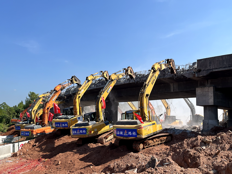 歷時17小時，上饒東樞紐互通項目橋梁拆除圓滿完成1
